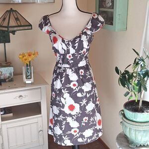 JohnPaulRichard Dress. Floral. Cotton. Warm Weather